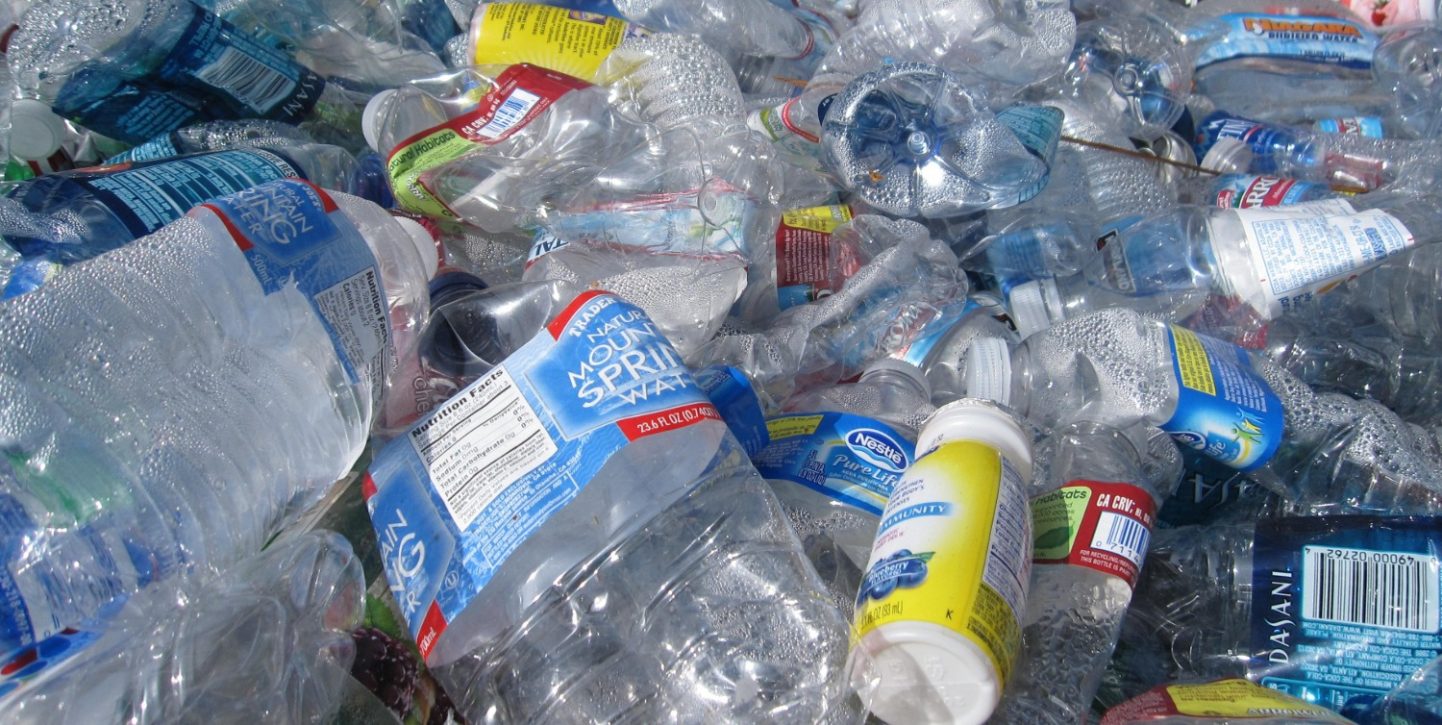 single use plastic bottles