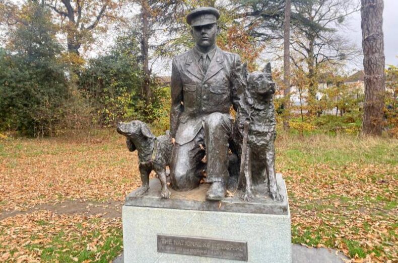Oaklands, animals in service, k9 memorial
